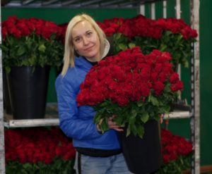 lady with roses